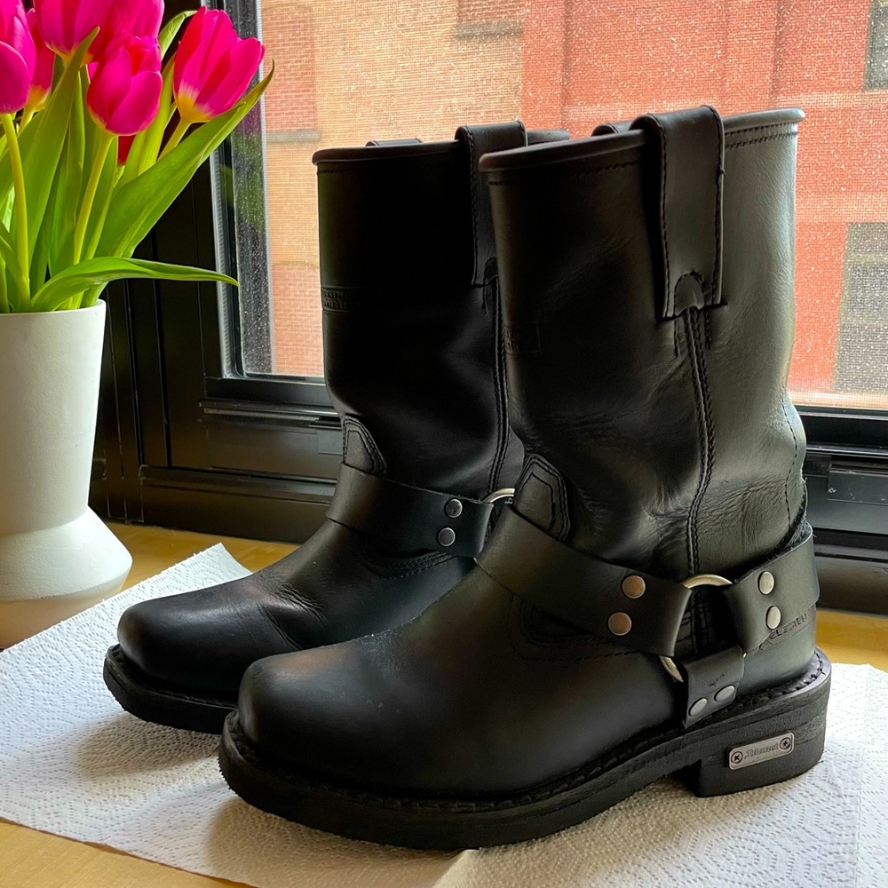 Xelement Women's Black Full Grain Leather Harness Moto Boots 7.5 FIT LIKE 9